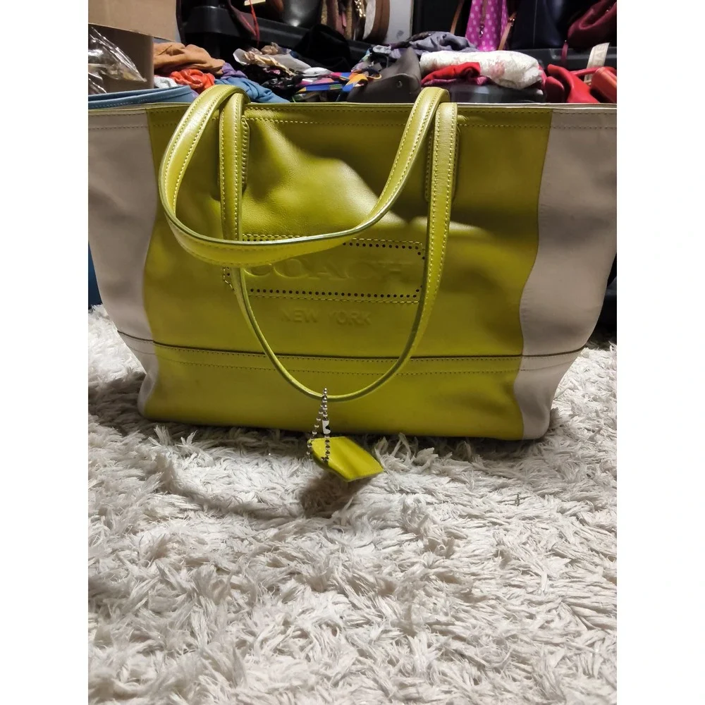 79.Coach Bleecker Perforated Logo Colorblock Leather Tote Bag Lime Green 23469